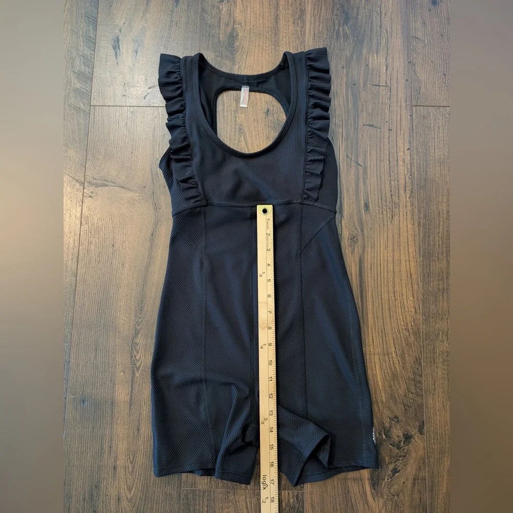 Free People Movement Ruffle Me Up Shortie Black Size XS - Picture 12 of 13